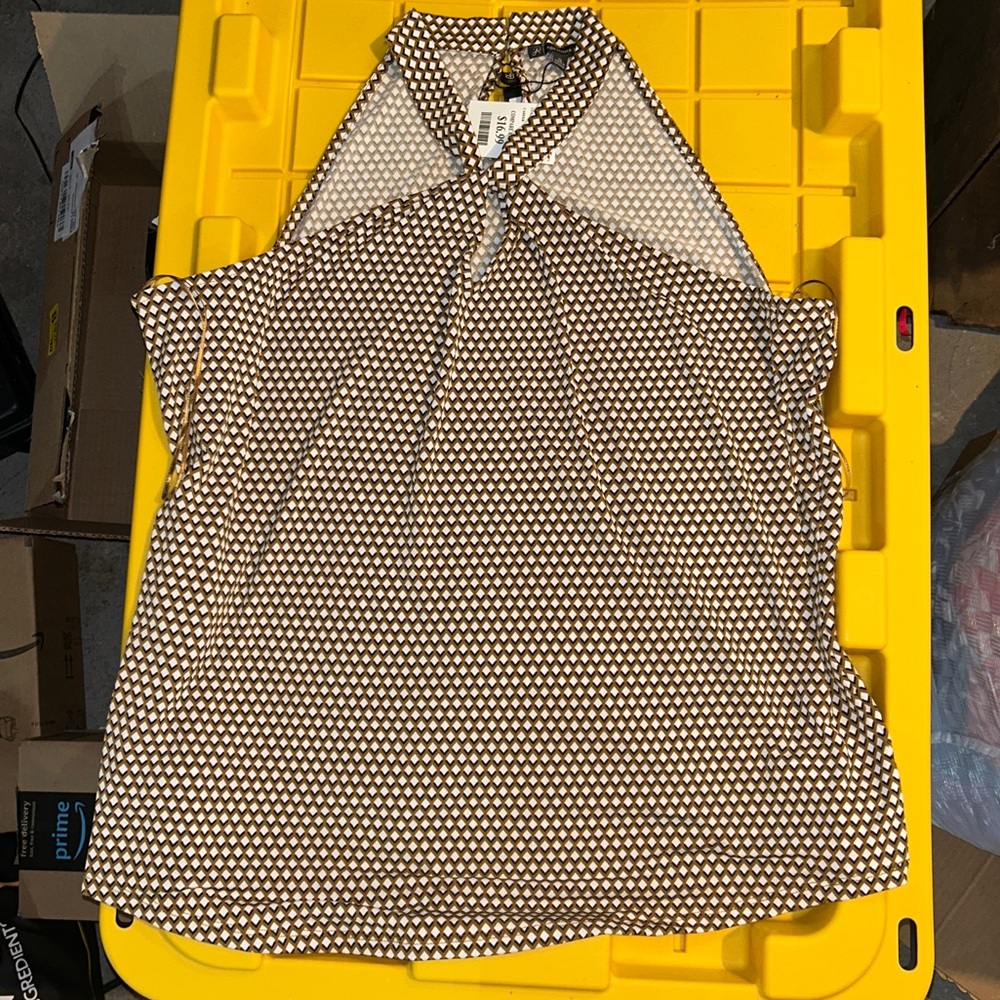 Women’s halter-neck blouse